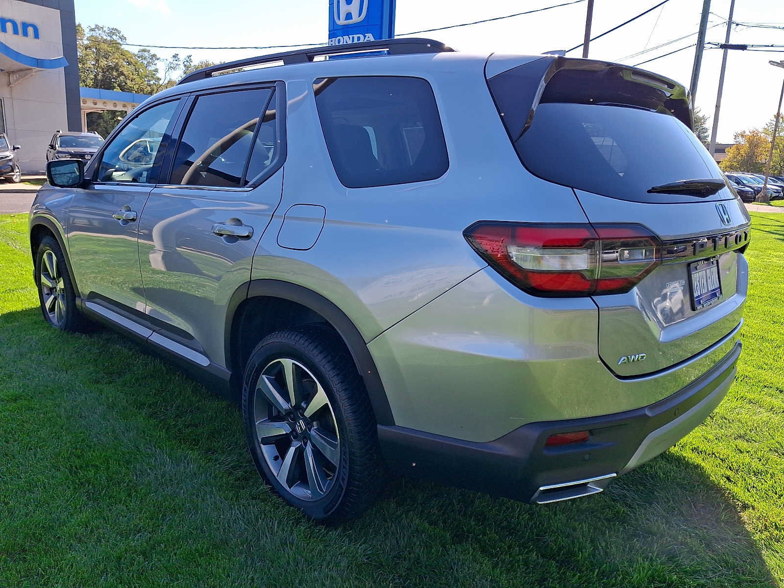 Certified 2023 Honda Pilot Elite image 4