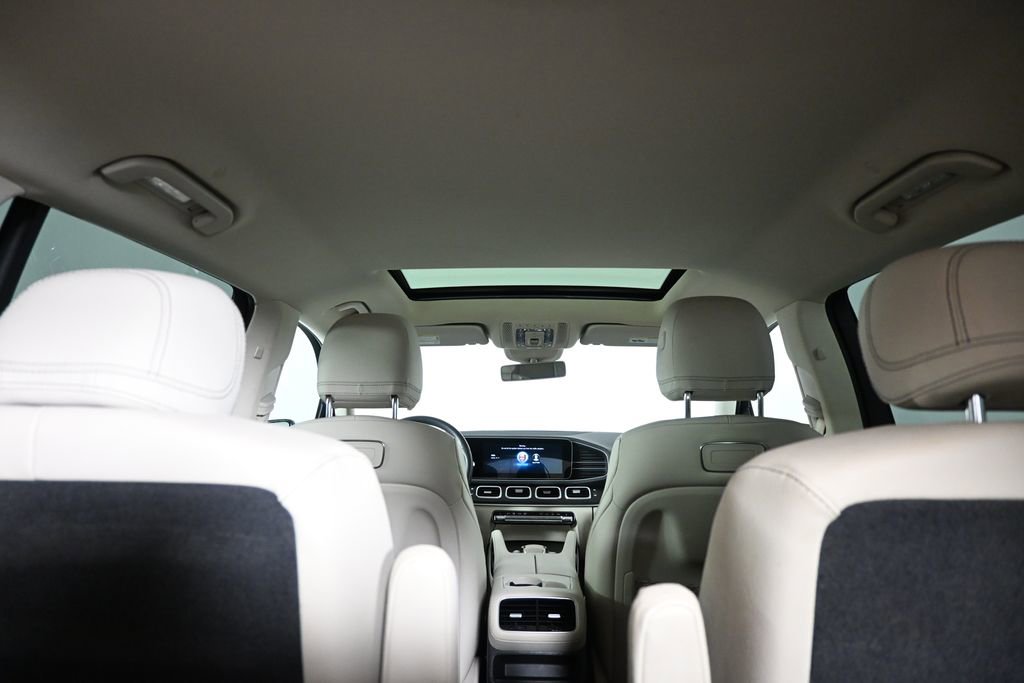 Used 2020 Mercedes-Benz GLS 450 4MATIC image 20