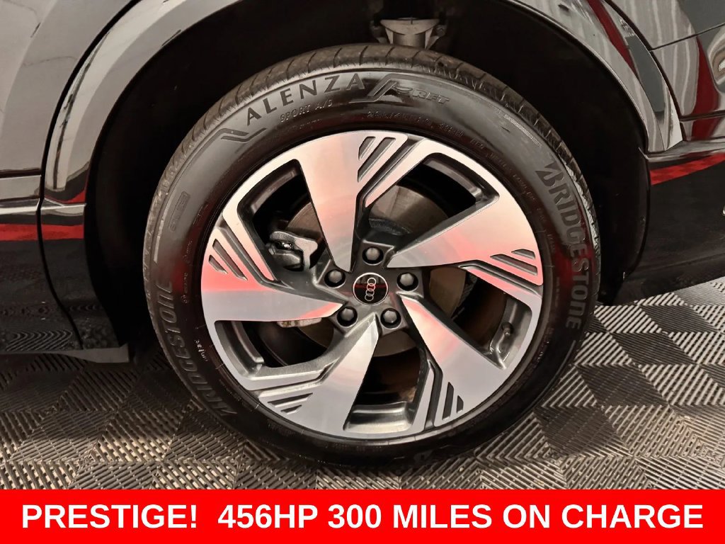 Used 2025 Audi Q6 e-tron Prestige w/ 20" Wheel Package AWD/4WD image 12