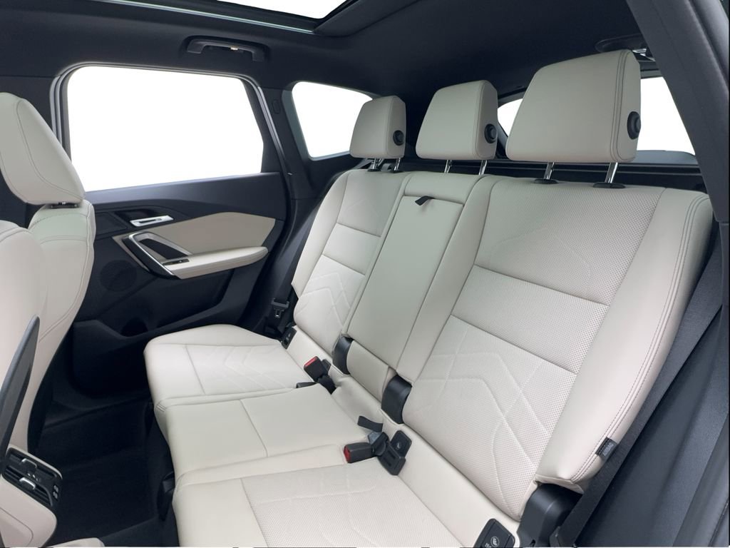 Used 2025 BMW X1 xDrive28i w/ Convenience Package image 21