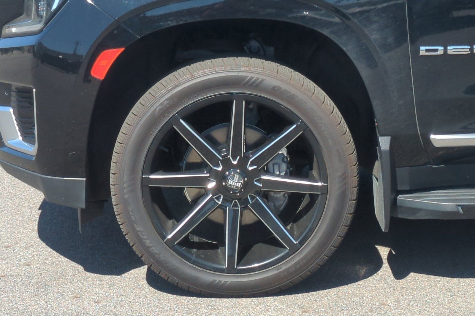 Used 2021 GMC Yukon Denali AWD/4WD image 46