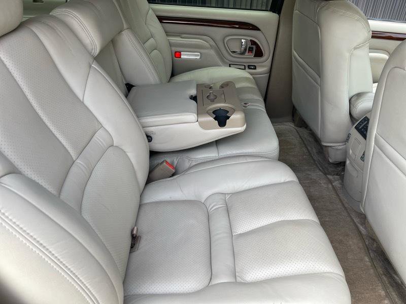 Used 1999 Cadillac Escalade 4WD image 38