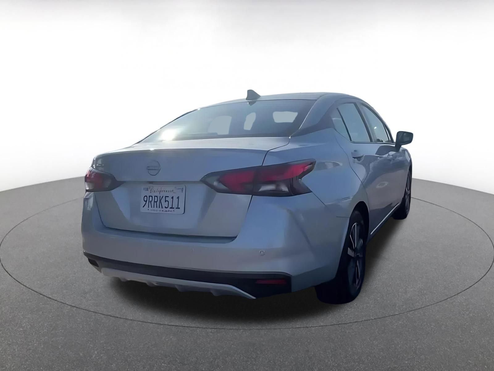 Used 2025 Nissan Versa SV FWD image 15