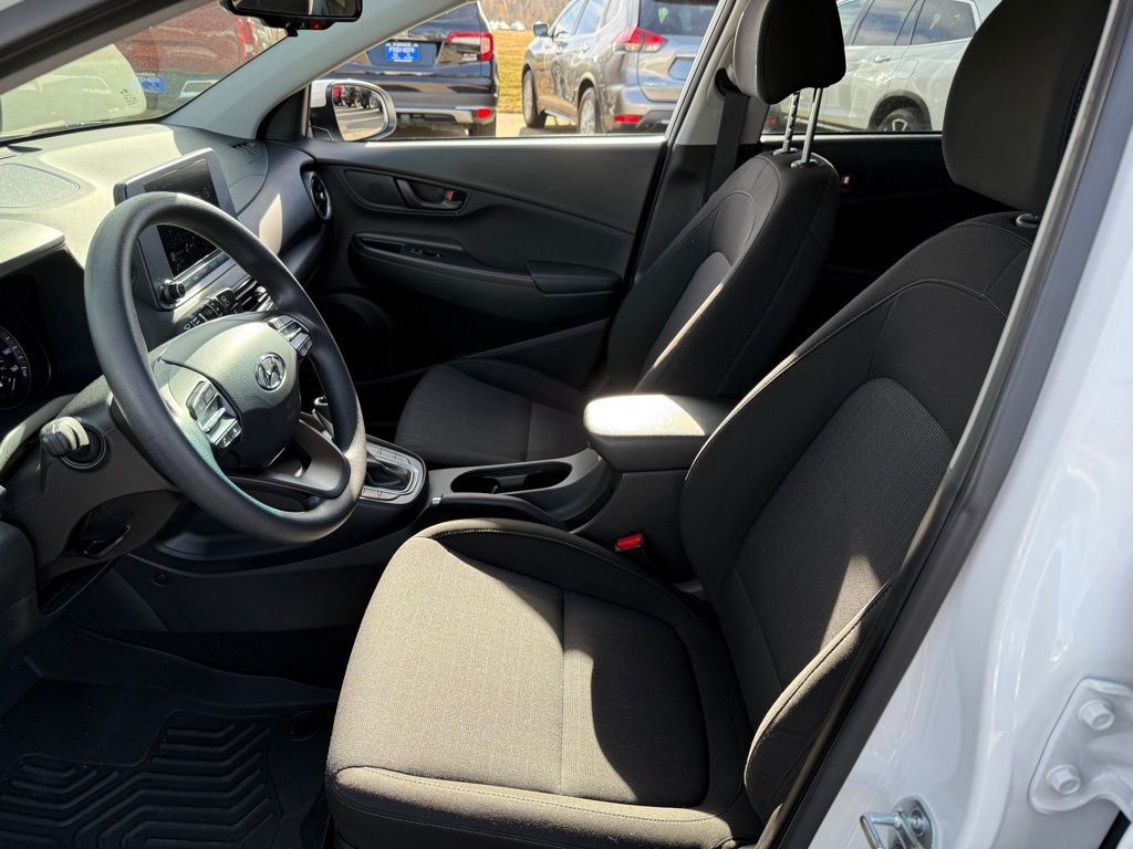 Used 2023 Hyundai Kona SEL w/ Cargo Package image 12