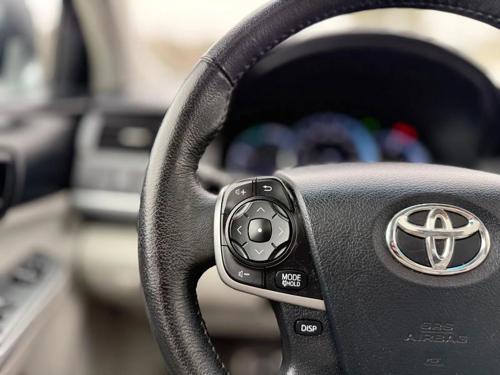 Used 2012 Toyota Camry XLE w/ Leather Pkg image 26