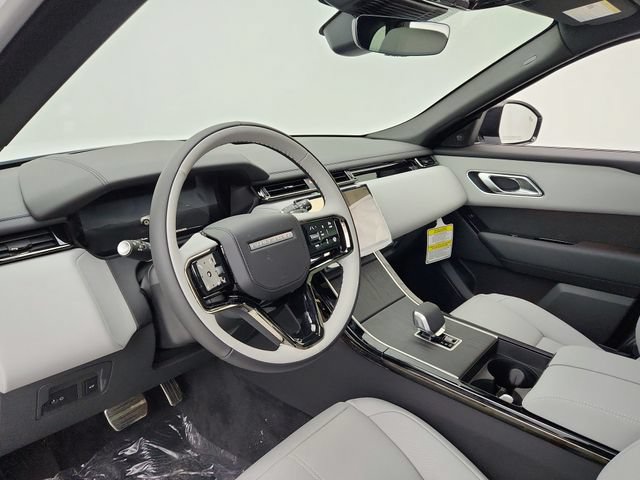 Certified 2026 Land Rover Range Rover Velar Dynamic SE AWD/4WD image 23