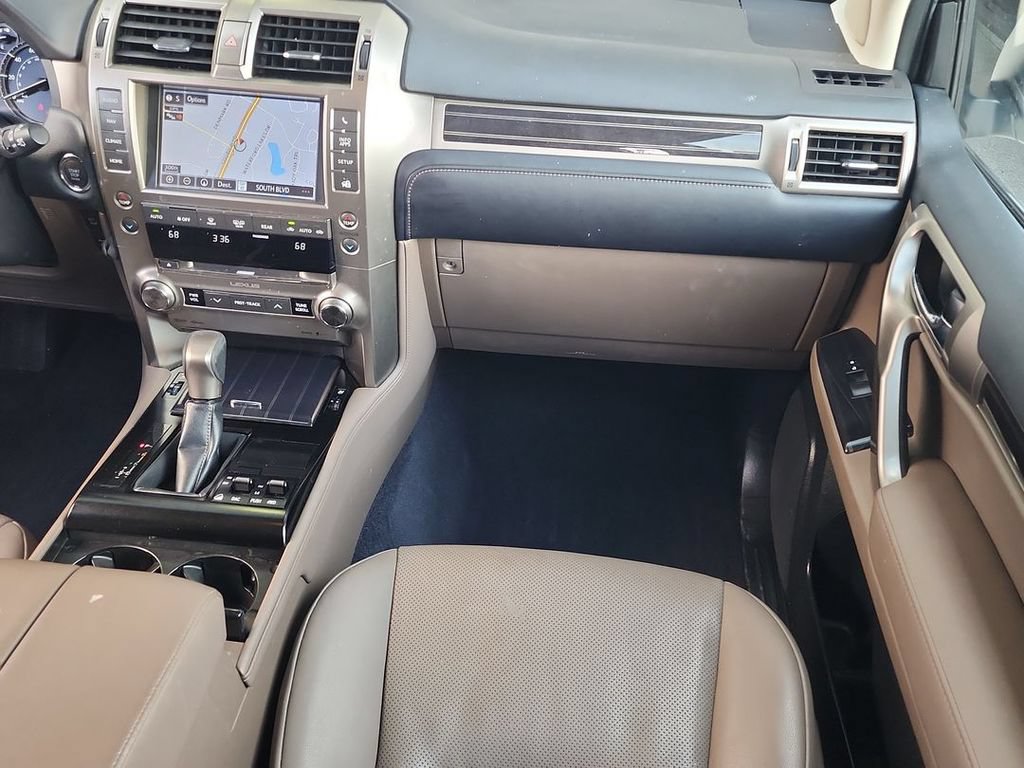 Used 2020 Lexus GX 460 Premium AWD/4WD image 28