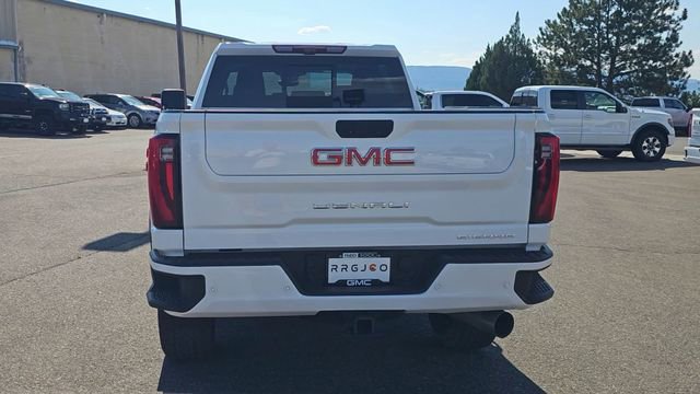 Used 2024 GMC Sierra 3500 Denali w/ Denali Reserve Package AWD/4WD image 7