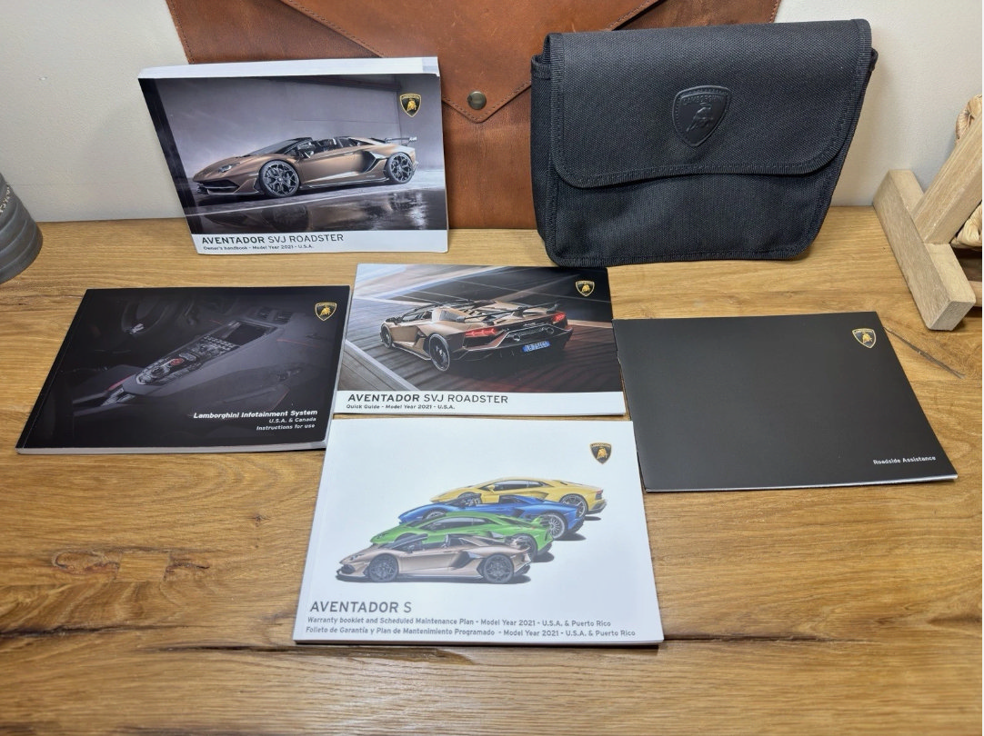 Used 2021 Lamborghini Aventador SVJ AWD/4WD image 98
