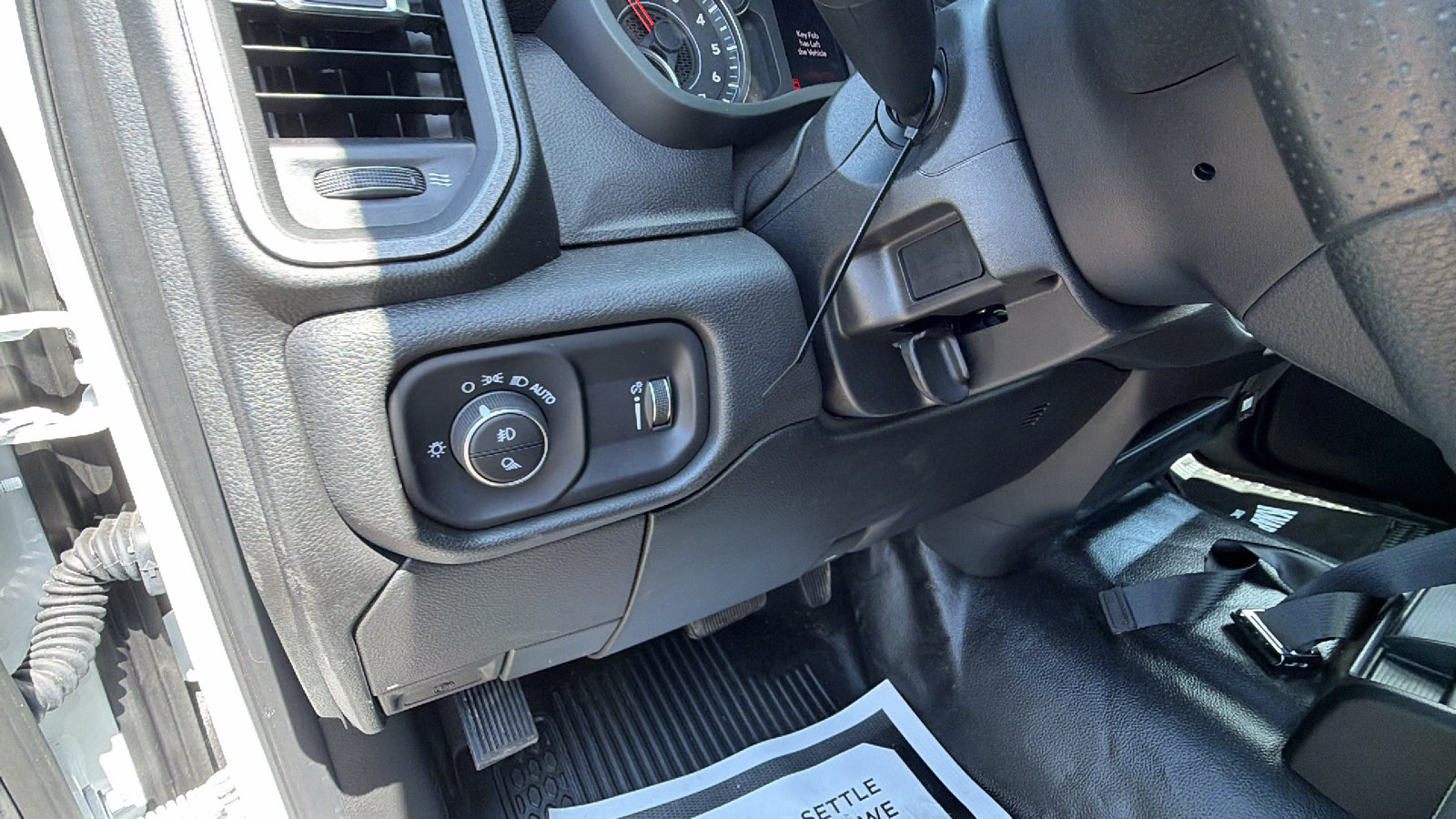 New 2026 RAM 3500 Tradesman AWD/4WD image 19