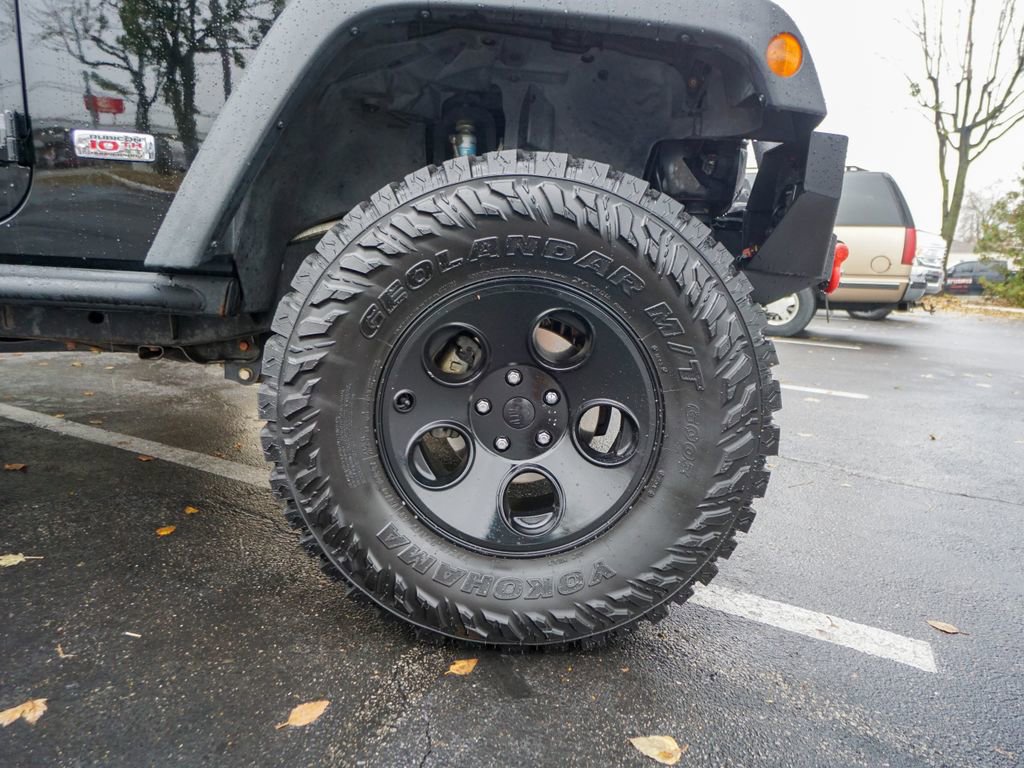 Used 2013 Jeep Wrangler Unlimited Rubicon image 5