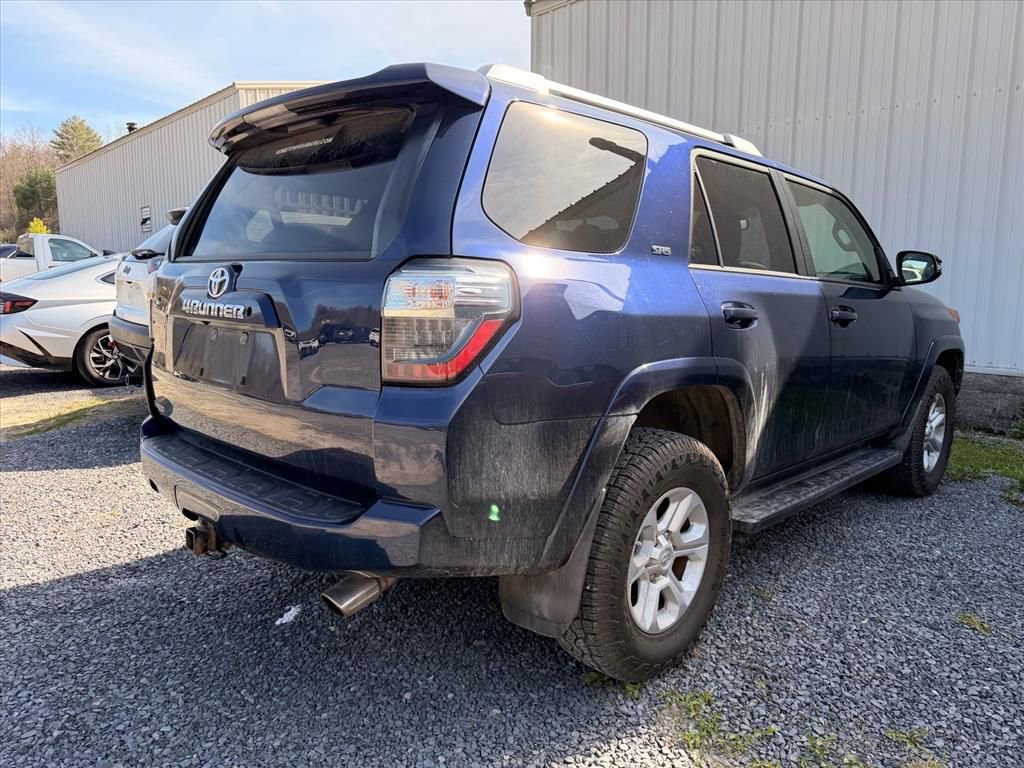 Used 2018 Toyota 4Runner SR5 Premium image 13