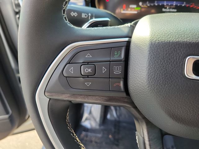 Used 2023 Jeep Grand Cherokee 4WD 4xe w/ Luxury Tech Group II image 24