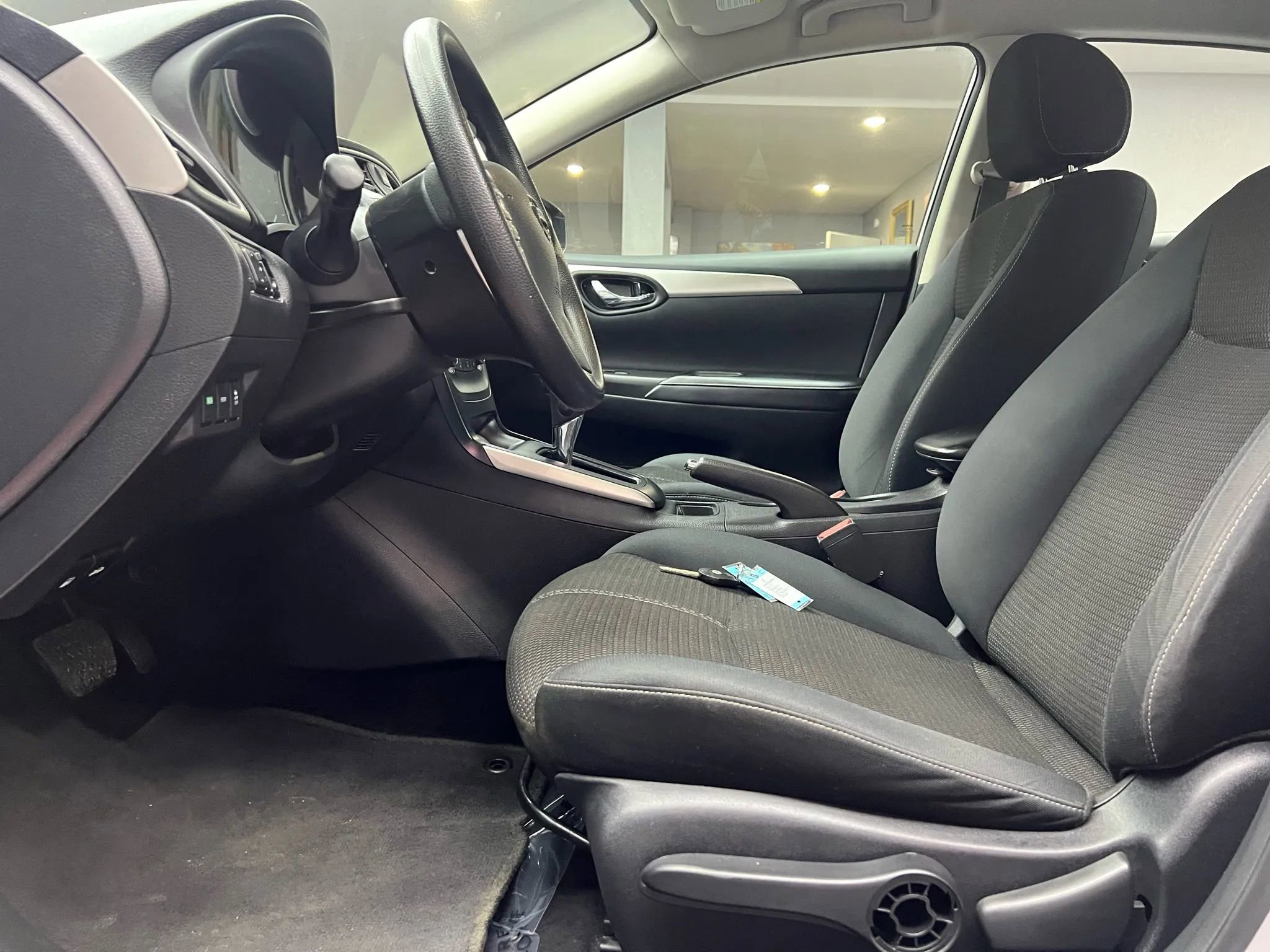 Used 2017 Nissan Sentra S image 13