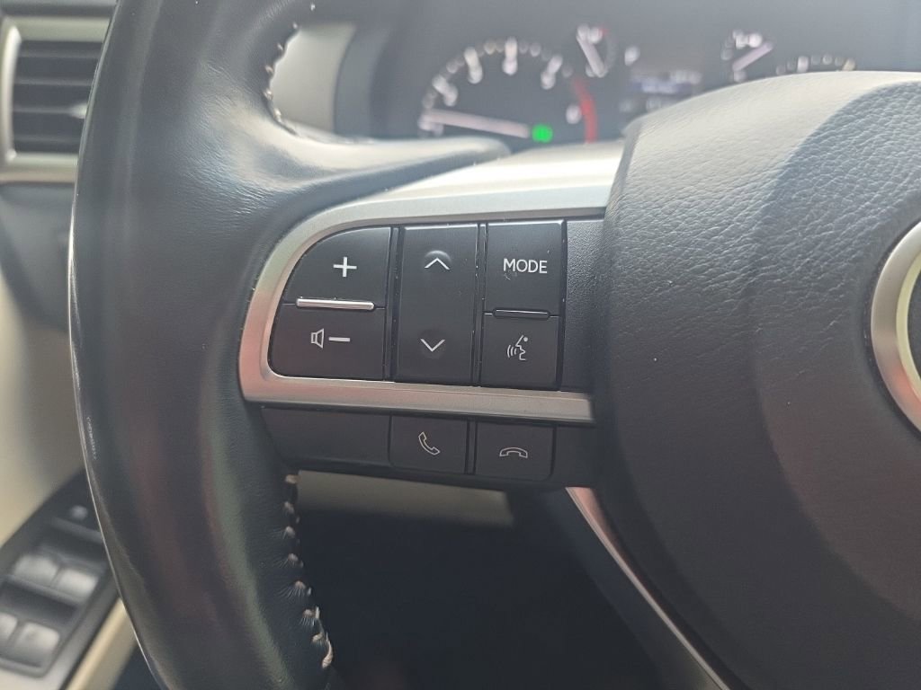 Used 2022 Lexus GX 460 Premium w/ Accessory Package image 20