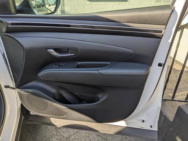 Used 2024 Hyundai Santa Cruz SE image 19