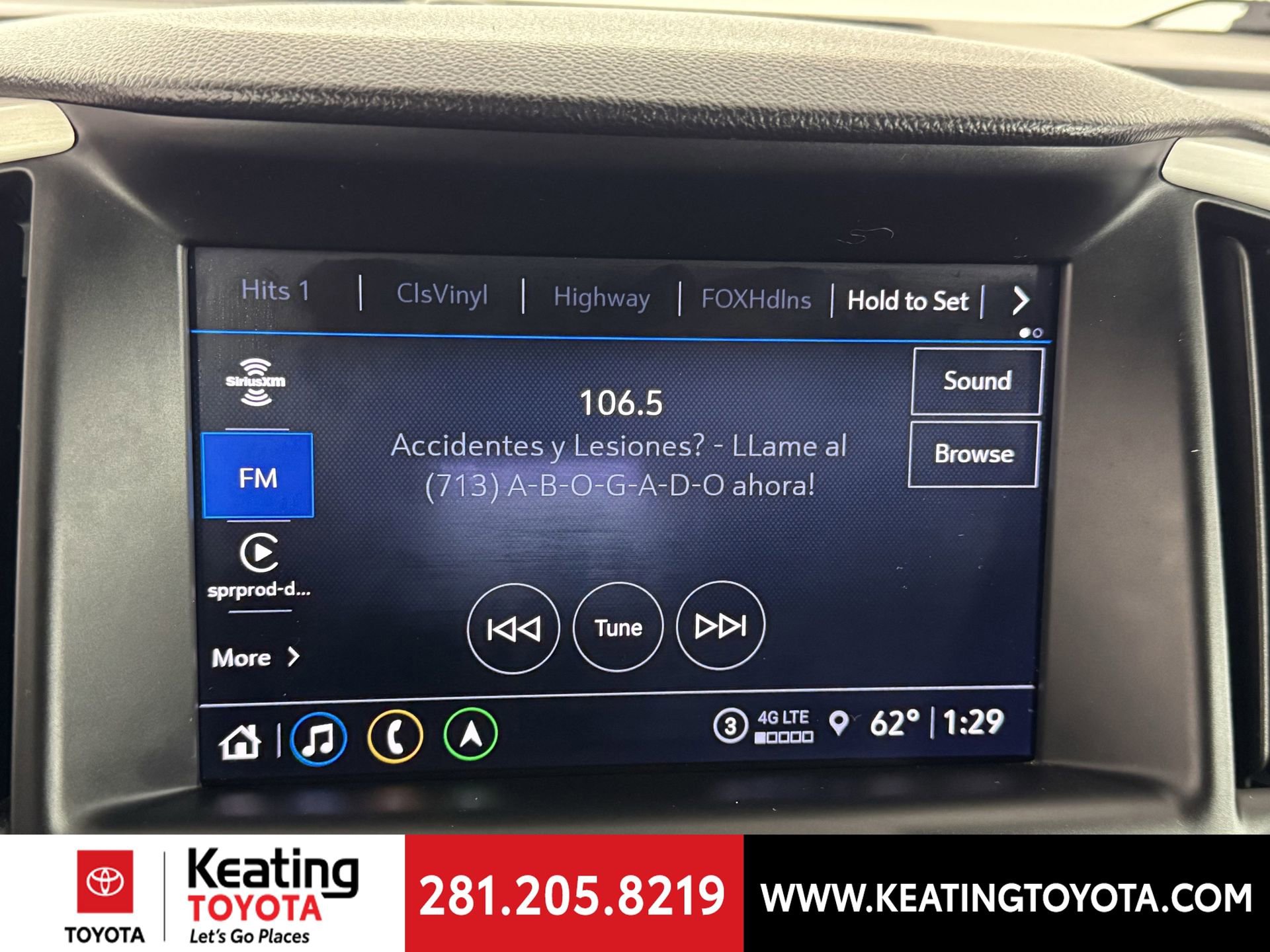 Used 2022 GMC Terrain SLT w/ Infotainment Package II image 22