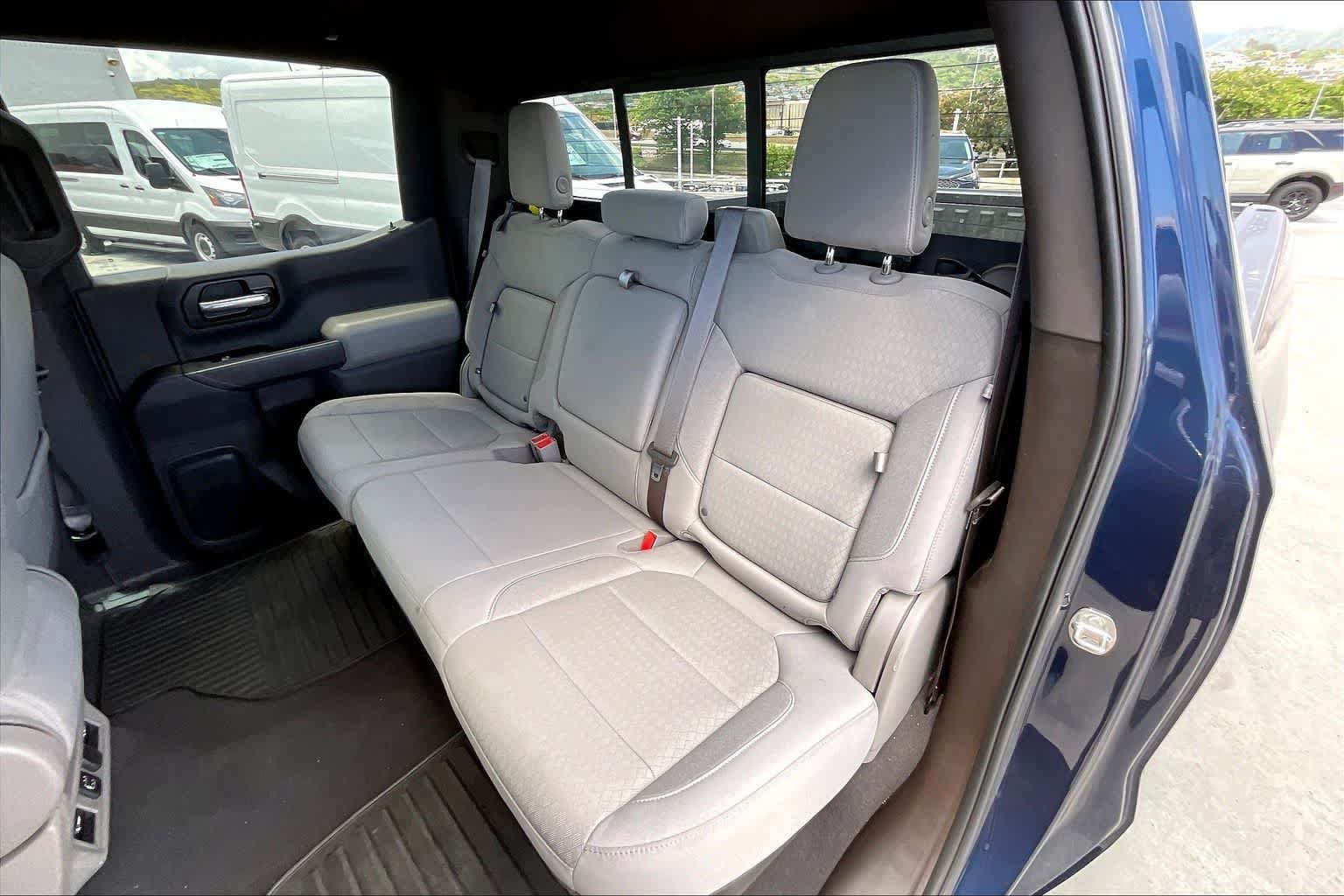 Used 2022 Chevrolet Silverado 1500 LT w/ Convenience Package II RWD image 29