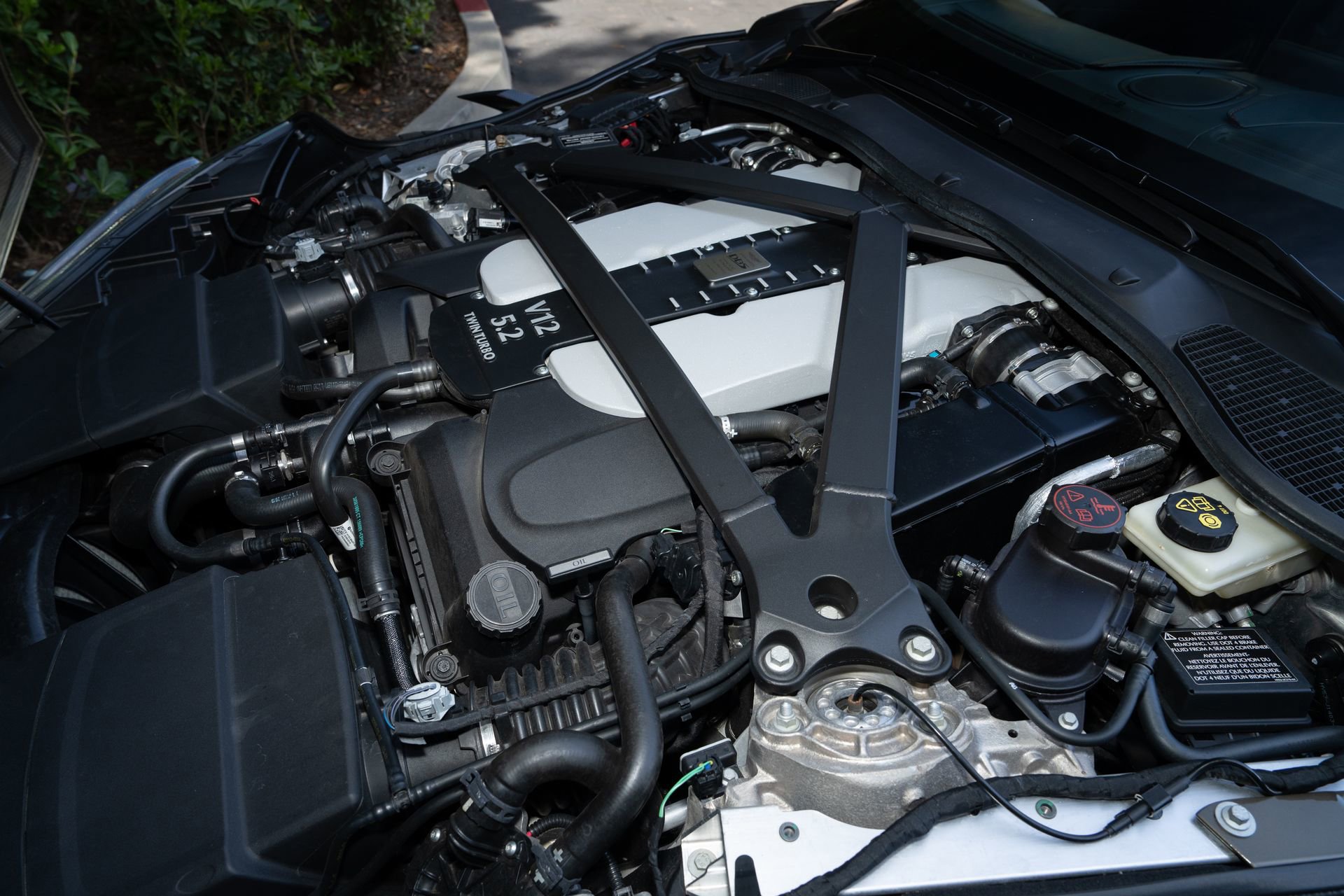 Used 2020 Aston Martin DBS Superleggera RWD image 12