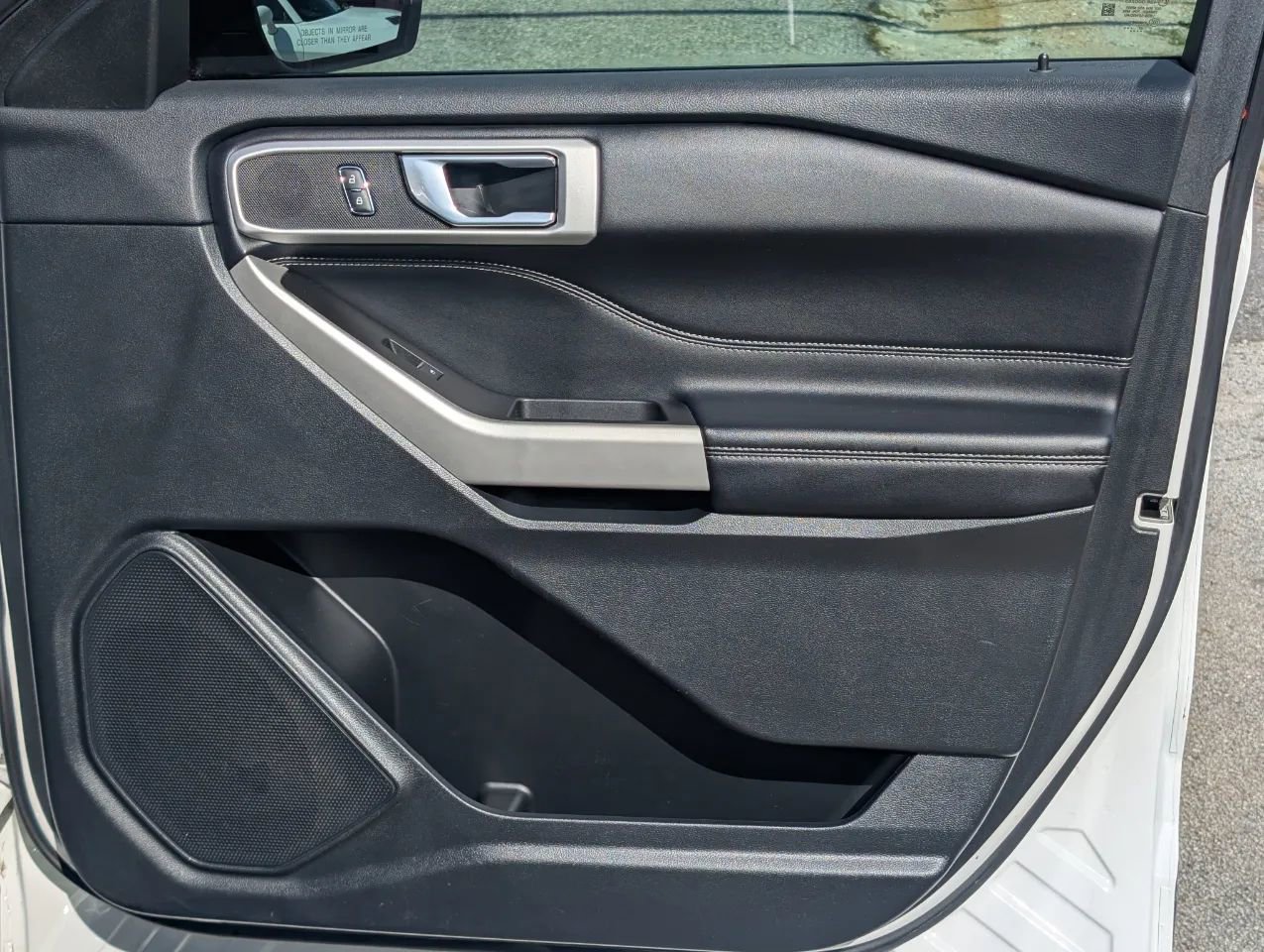 Used 2022 Ford Explorer XLT image 37