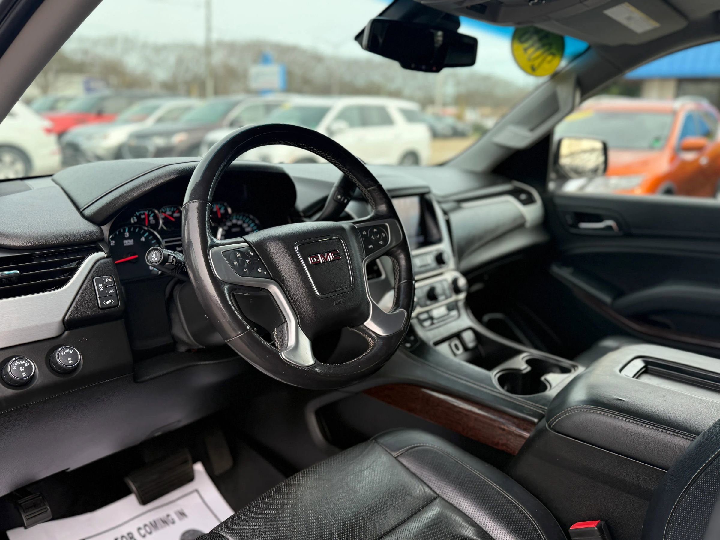 Used 2018 GMC Yukon XL SLT w/ Open Road Package image 15