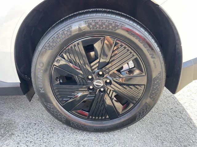 Used 2025 Nissan Murano SV AWD/4WD image 11
