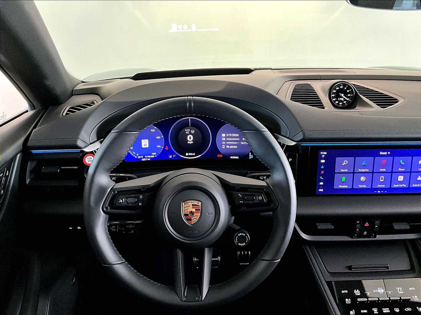 Used 2025 Porsche Macan 4S Electric image 16