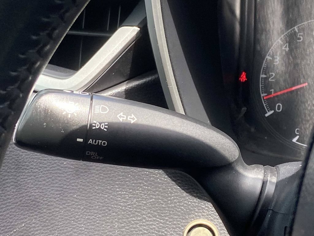 Used 2021 Toyota Corolla SE FWD image 28