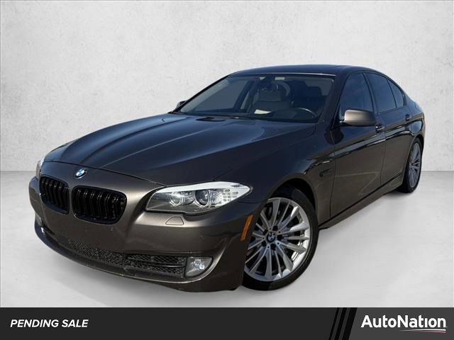 Used 2011 BMW 550i Sedan image 1