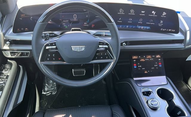 New 2026 Cadillac Vistiq Premium Luxury AWD/4WD image 11