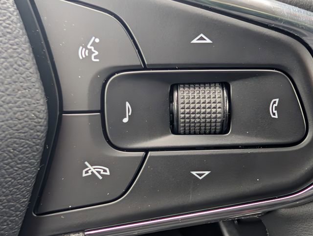 Used 2024 Chevrolet Trax LT w/ Driver Confidence Package image 19