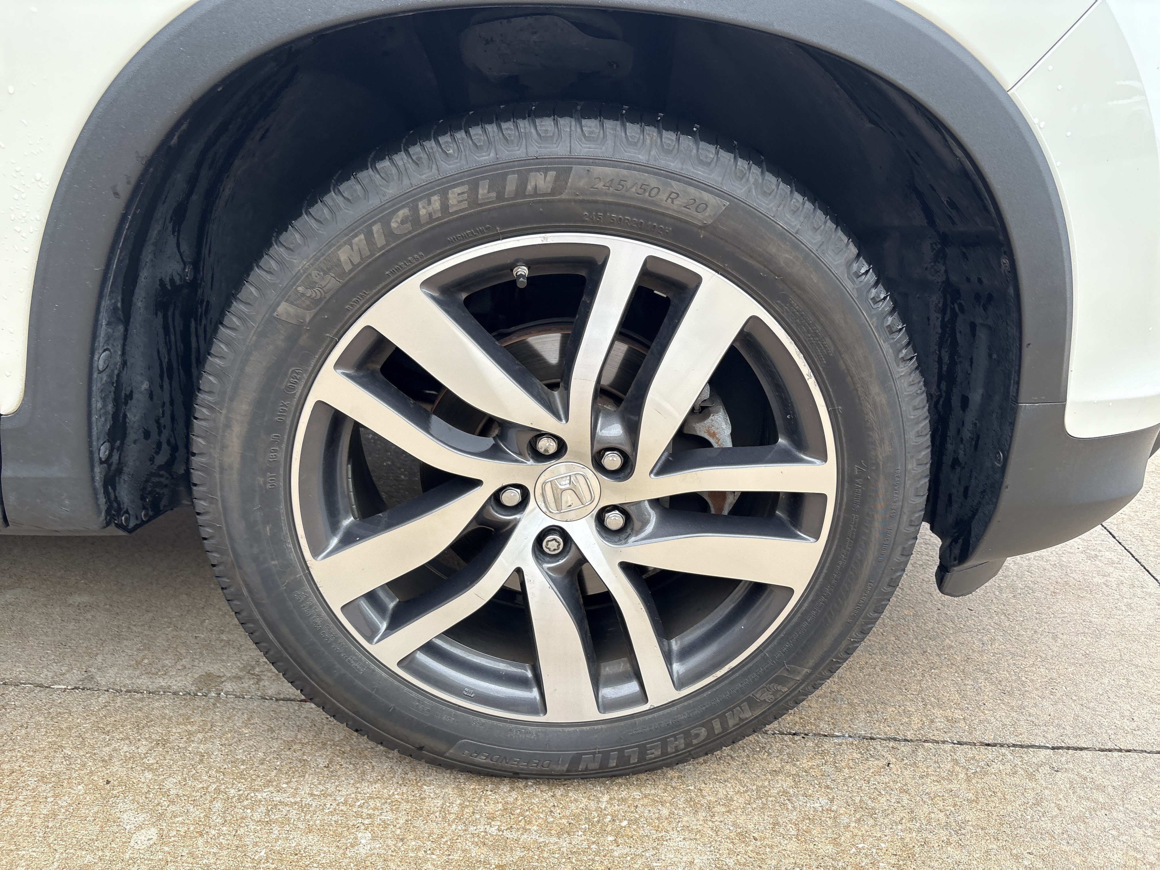 Used 2017 Honda Pilot Elite image 13