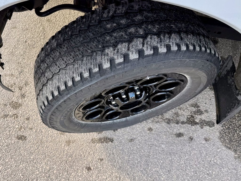 Used 2023 Ford F250 XLT w/ FX4 Off-Road Package image 26