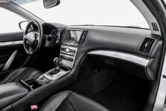 Used 2011 INFINITI G37 Convertible w/ Premium Pkg RWD image 9