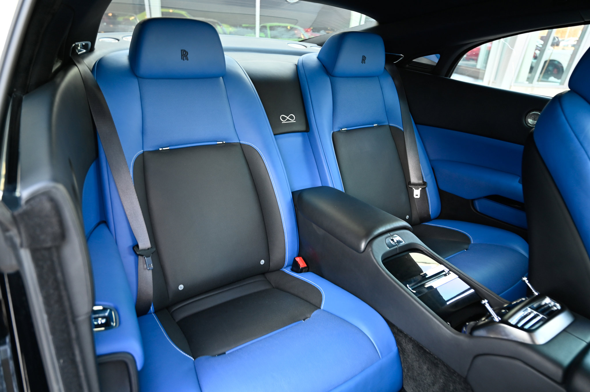 Used 2017 Rolls-Royce Wraith image 39