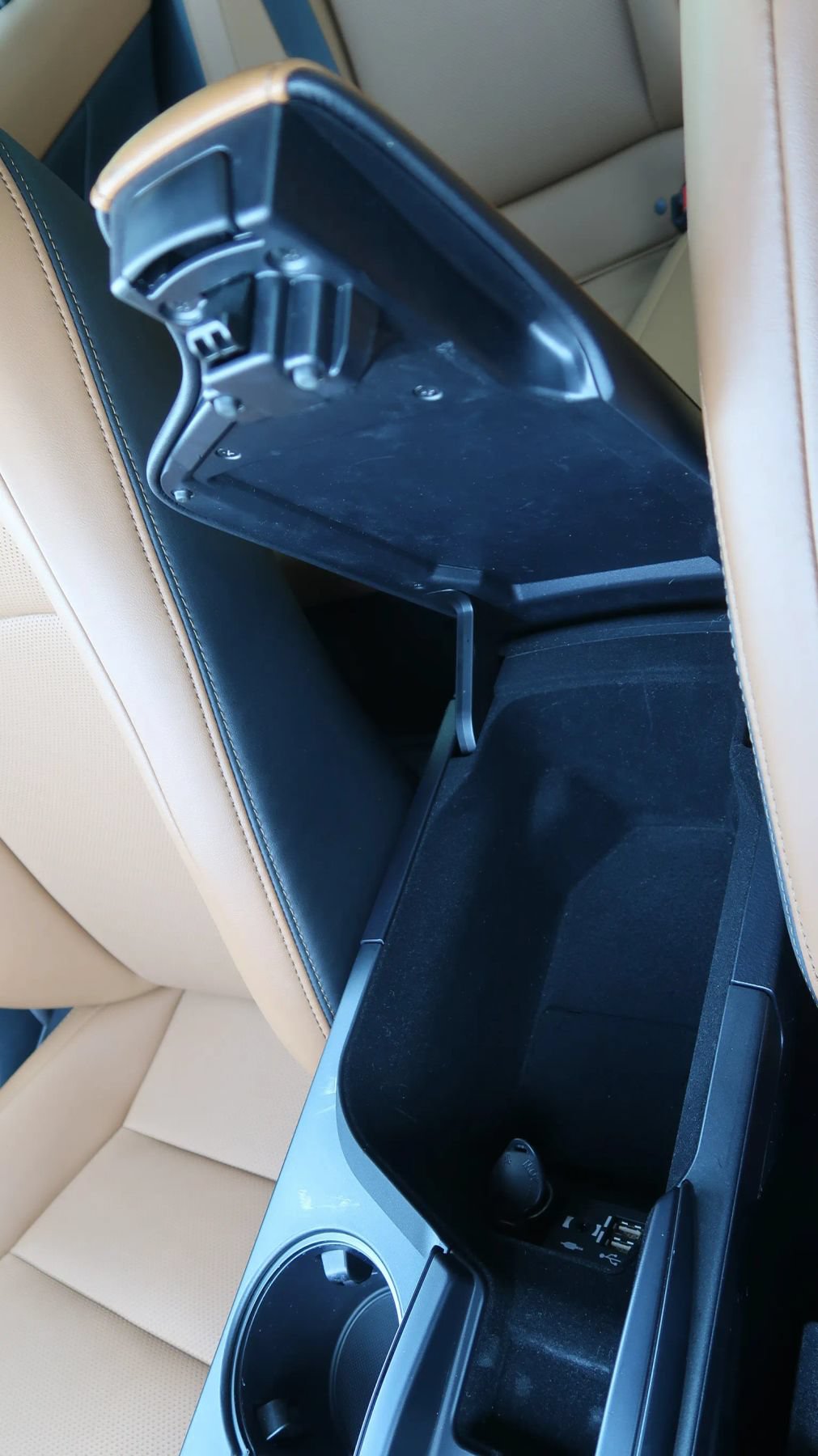 Used 2025 Lexus IS 300 F Sport AWD/4WD image 30