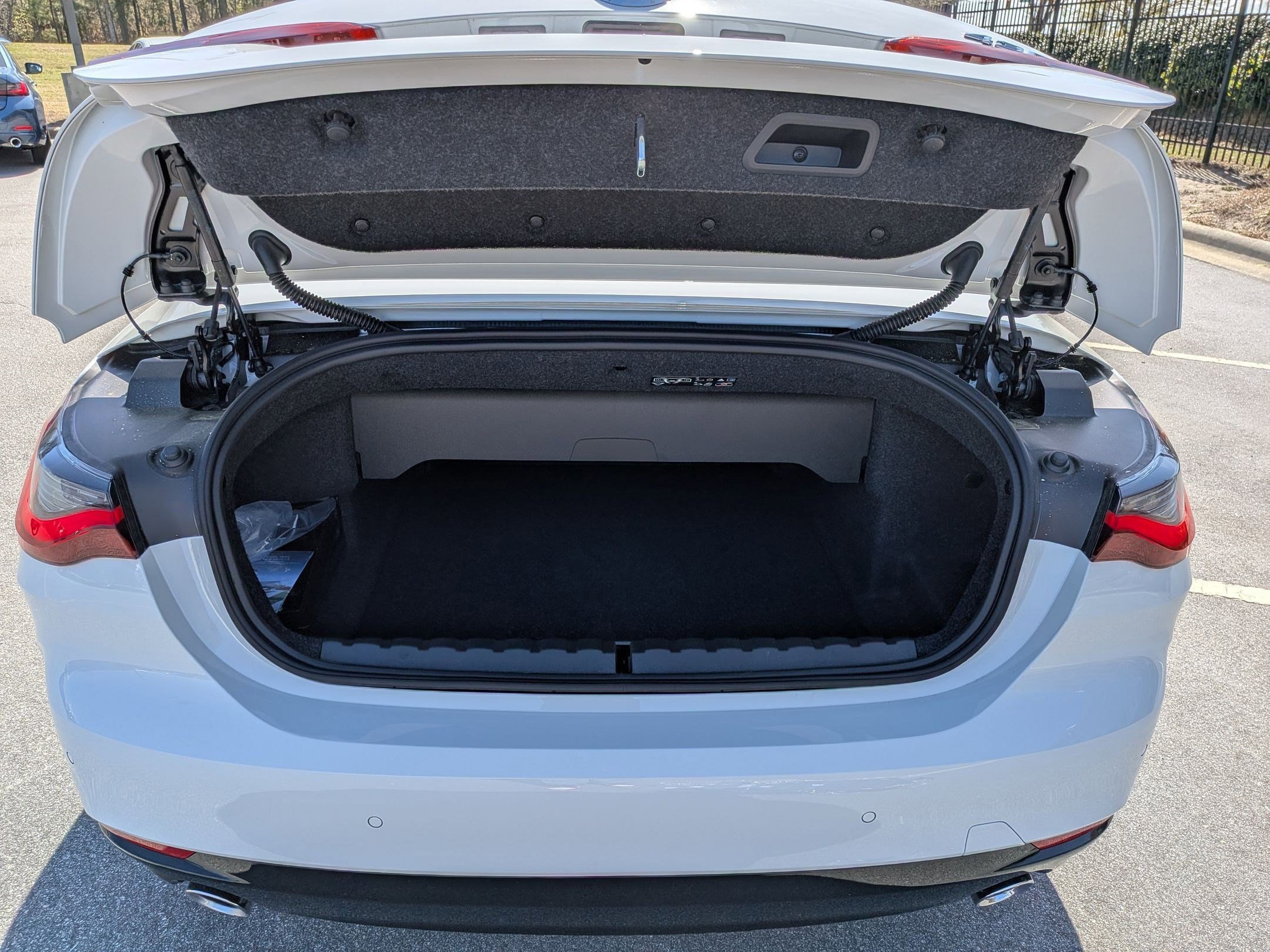 New 2026 BMW 430i Convertible w/ Premium Package RWD image 27