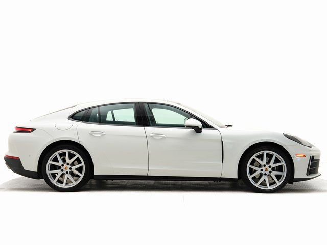 Certified 2024 Porsche Panamera 4 image 32