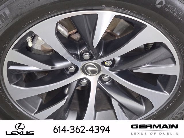 Certified 2022 Lexus RX 350L Premium w/ Premium Package AWD/4WD image 11