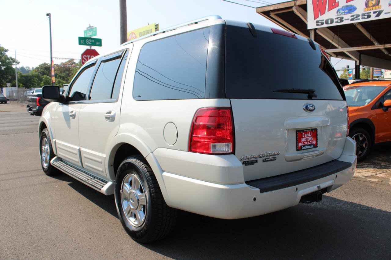Used 2005 Ford Expedition Limited RWD image 7
