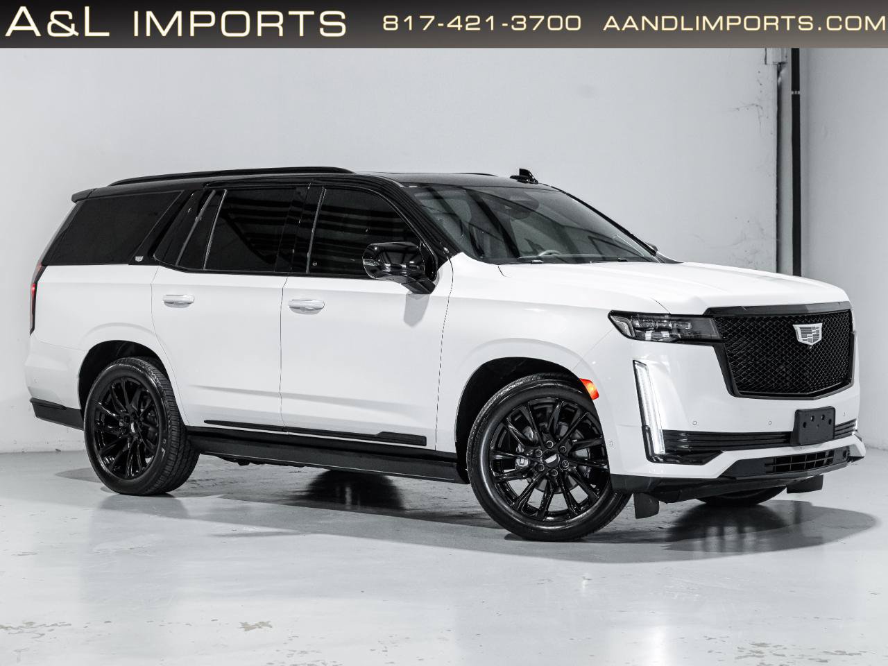 Used 2024 Cadillac Escalade Sport Platinum w/ LPO, ONYX Package AWD/4WD image 35