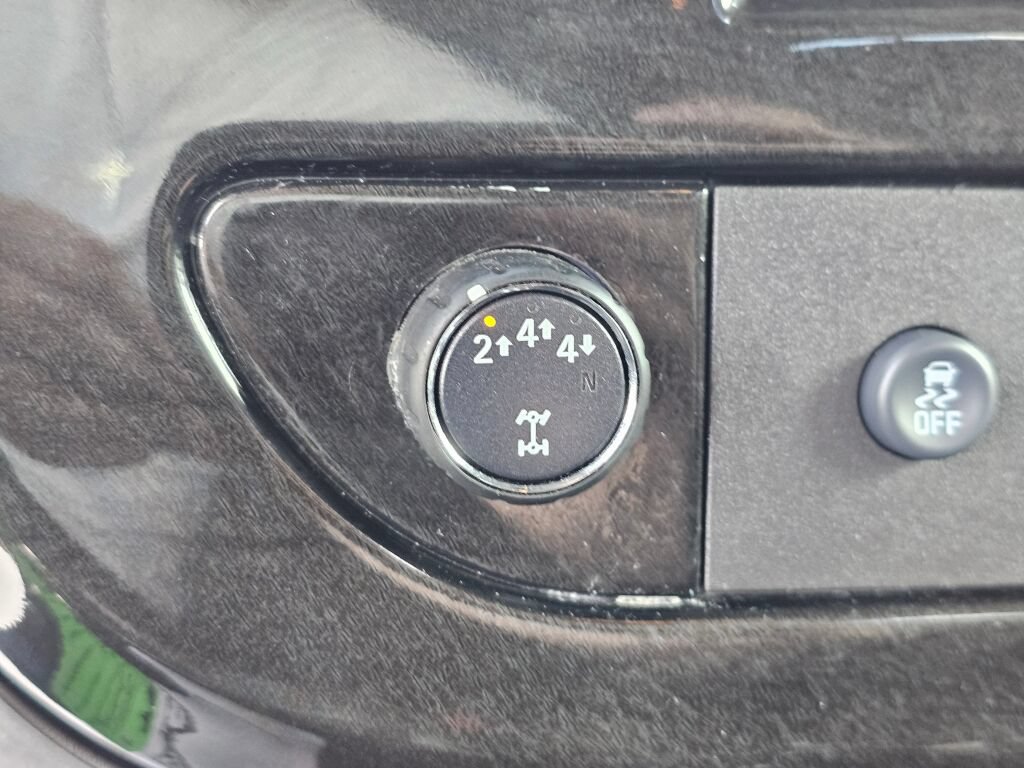 Used 2017 GMC Savana 2500 RWD image 18