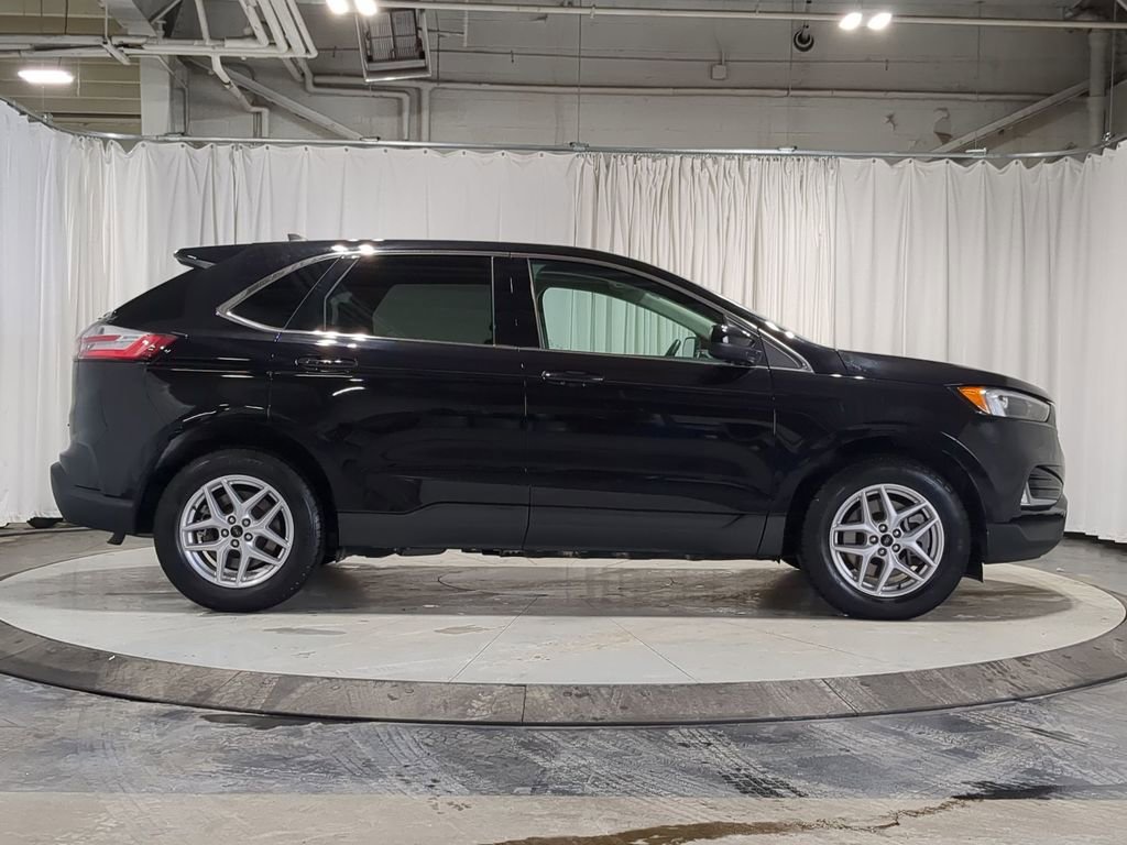 Used 2024 Ford Edge SEL w/ Convenience Package image 15