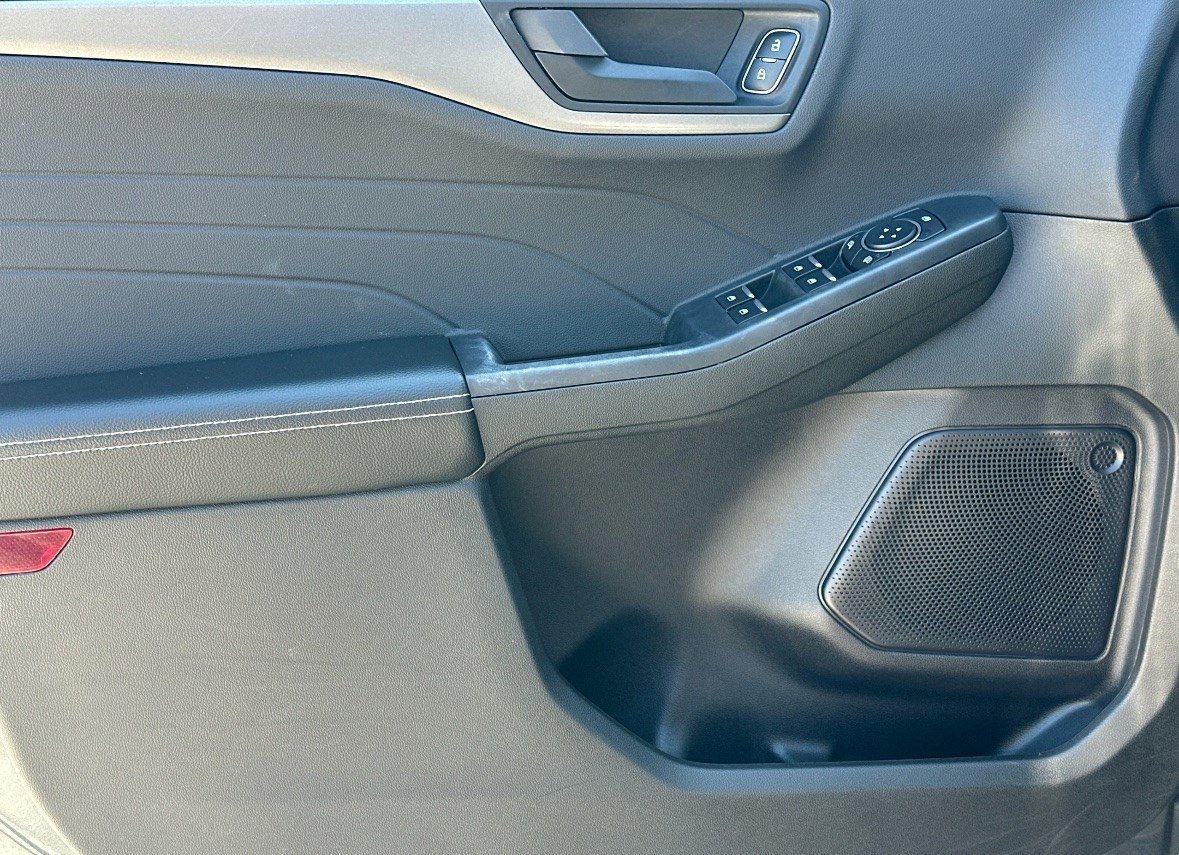 Used 2024 Ford Escape Active image 12