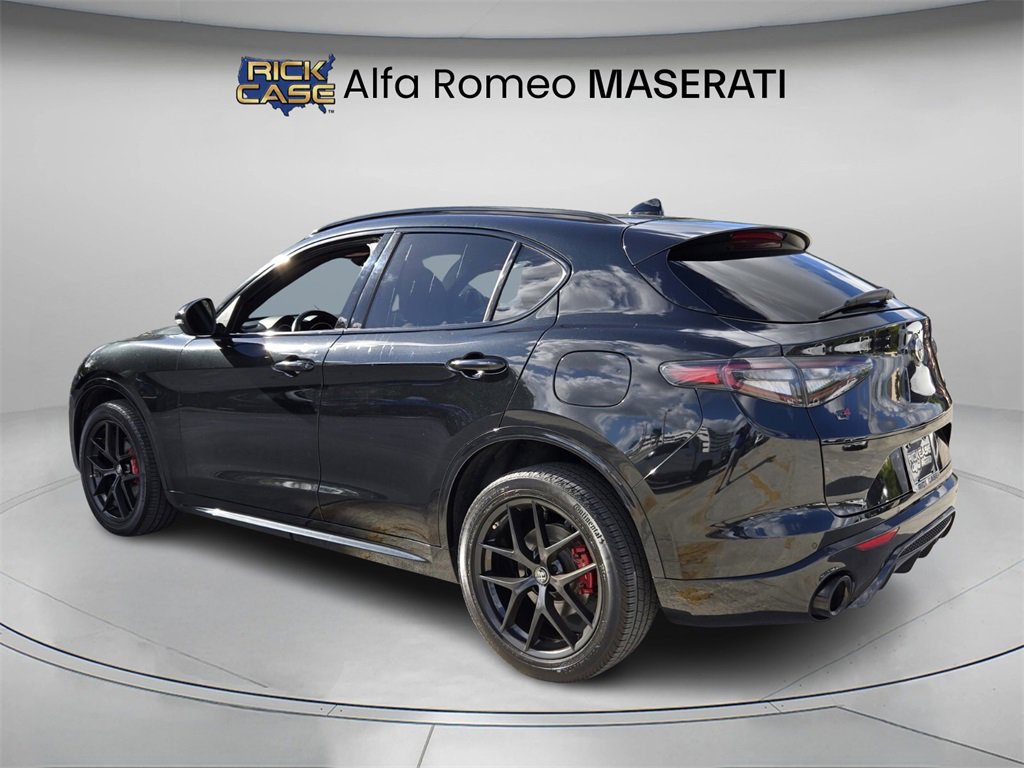 Used 2021 Alfa Romeo Stelvio Ti Sport image 8