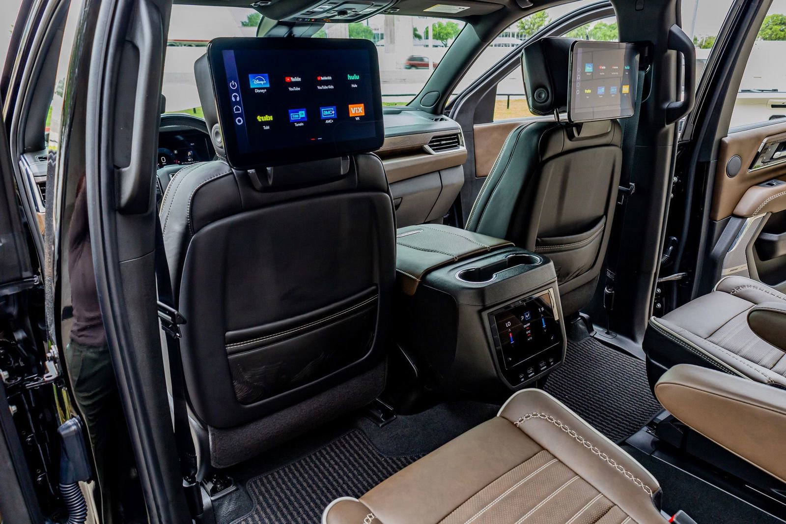 Used 2025 GMC Yukon Denali Ultimate image 35