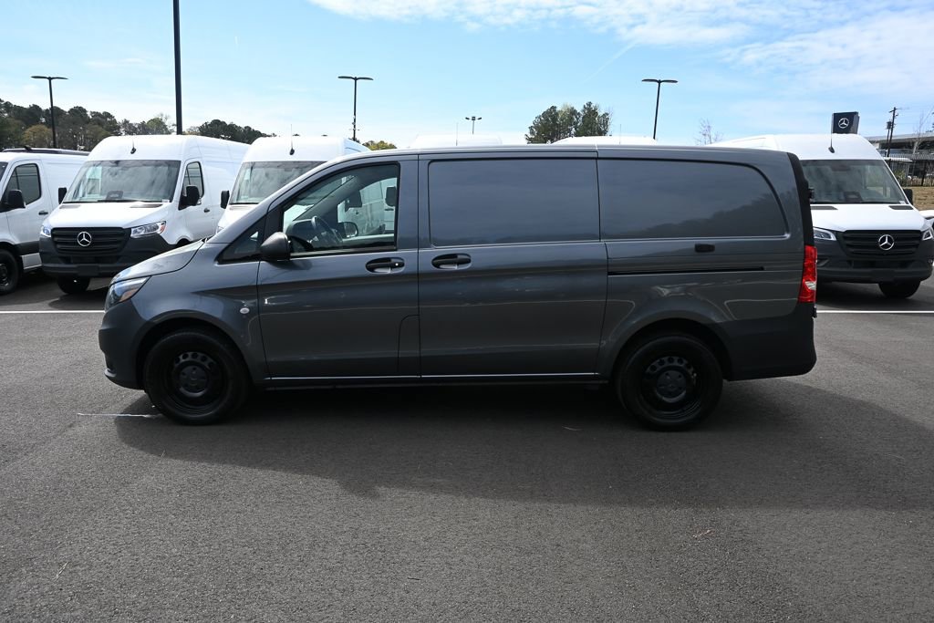 Used 2023 Mercedes-Benz Metris image 3