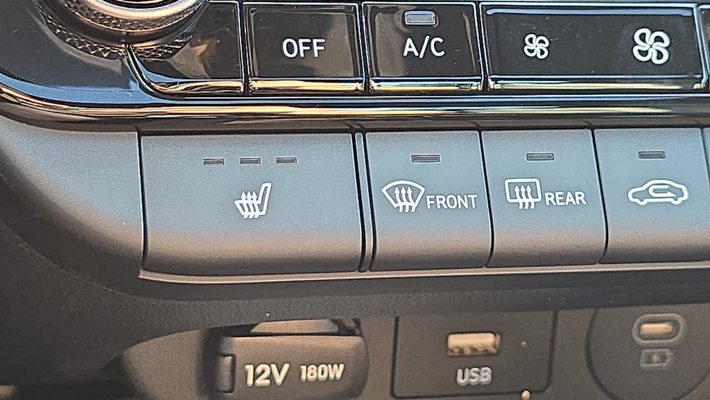 New 2026 Hyundai Elantra SEL Sport FWD image 32