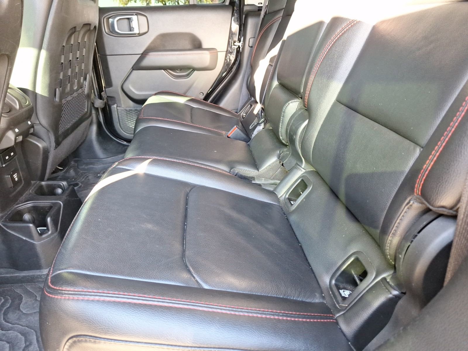 Used 2021 Jeep Gladiator Rubicon image 32