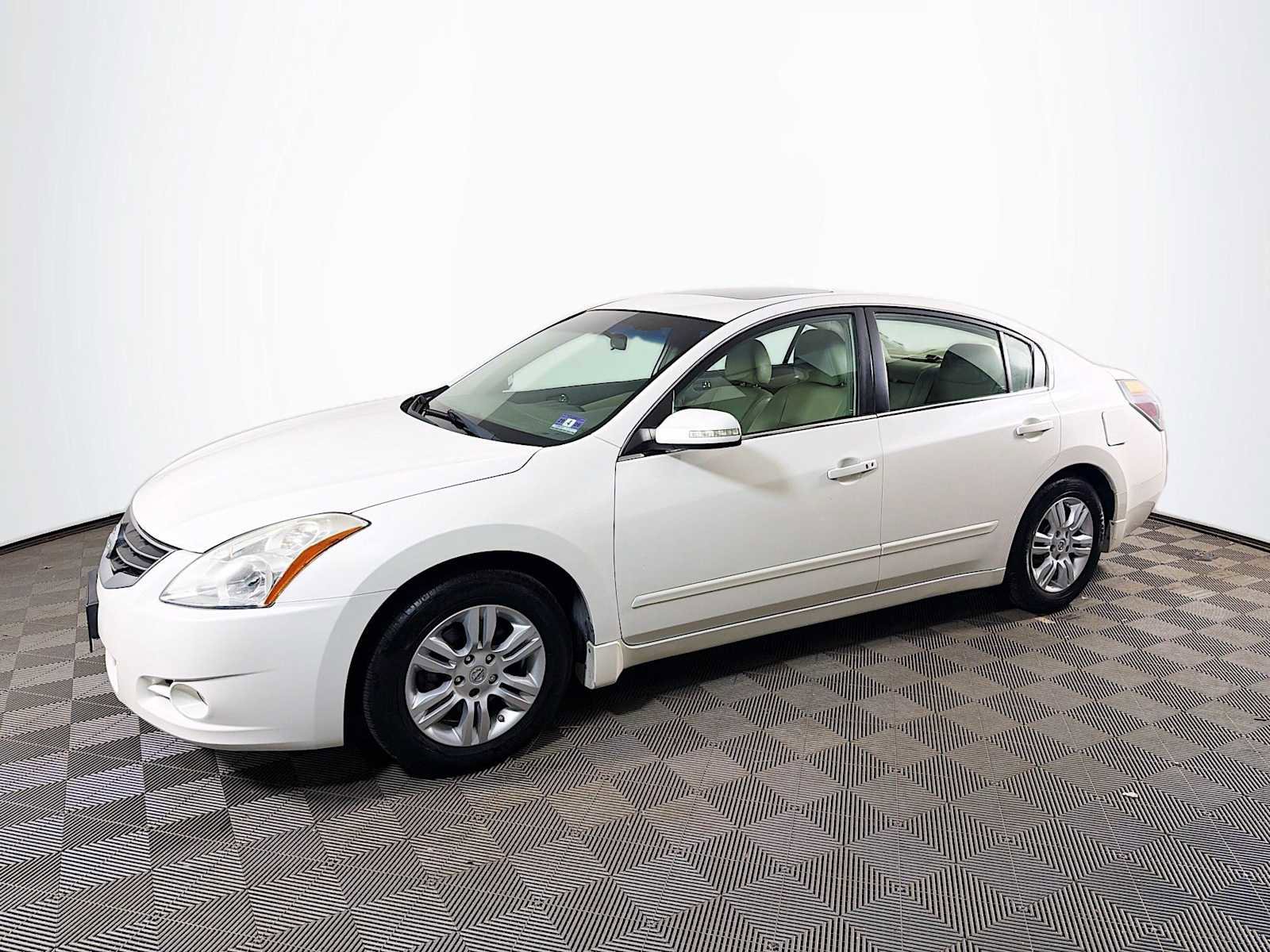 Used 2011 Nissan Altima 2.5 S w/ Convenience Pkg
